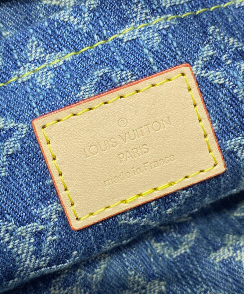 Louis Vuitton Croissant MM M46856 Blue
